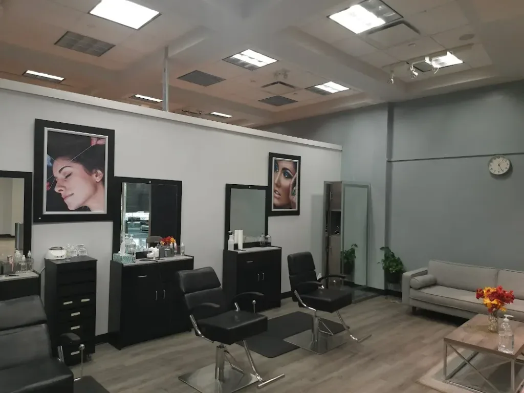Brow Art 23 — Beauty salon in Toledo